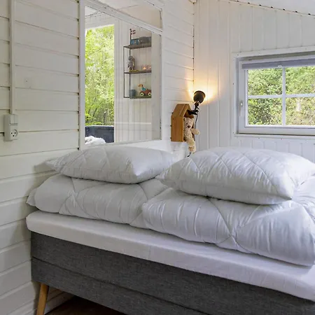 Fantastisk Hus Med 2 Soveværelser I Hadsund
